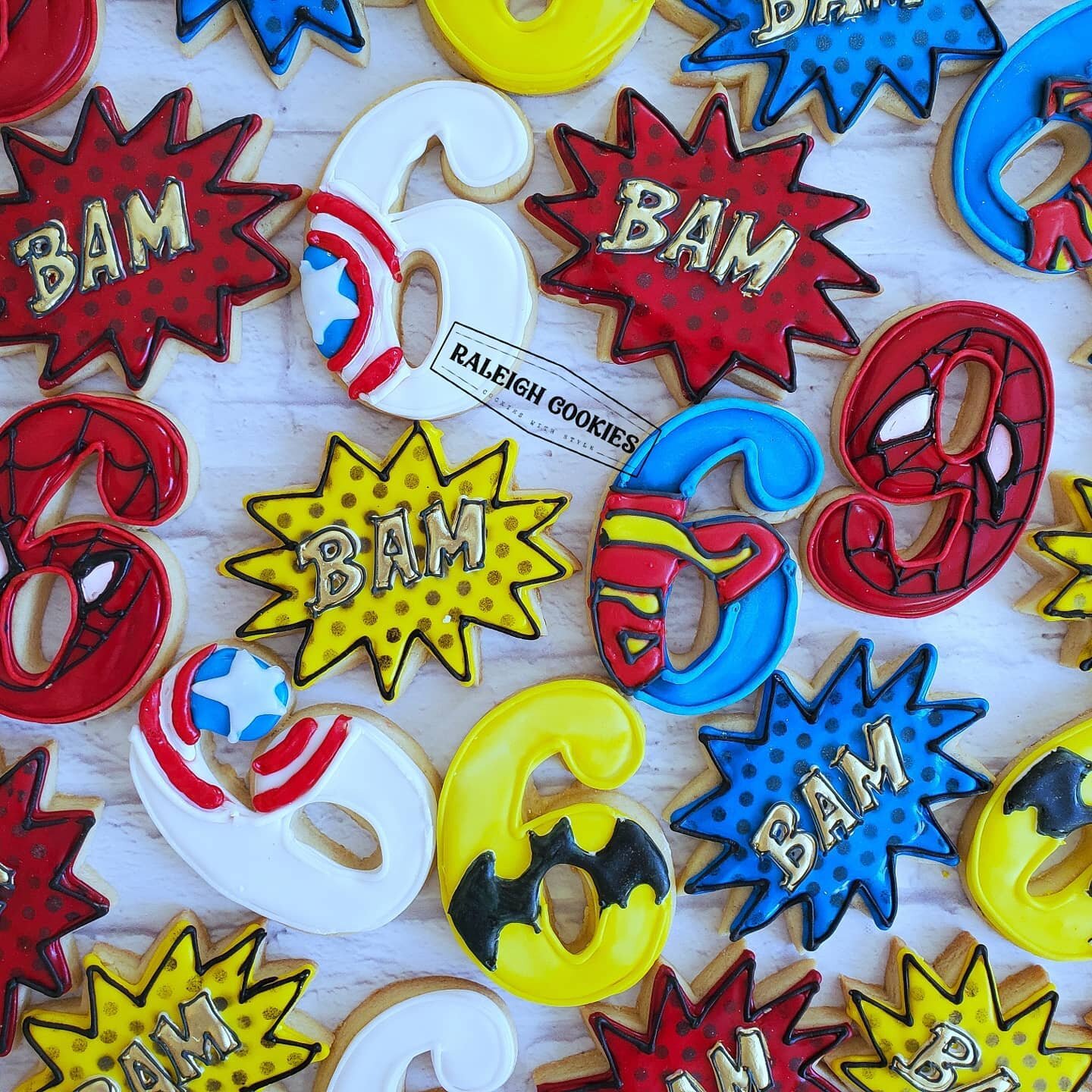 Superhero birthday for a super cool 6 year old!

#raleighcookies #decoratedcookies #superherocookies #superheroparty #superhero #royalicingcookies #customcookies #birthdaypartyideas #birthdayboy #raleigh #foodie #foodphotography #foodstyling #nom #co