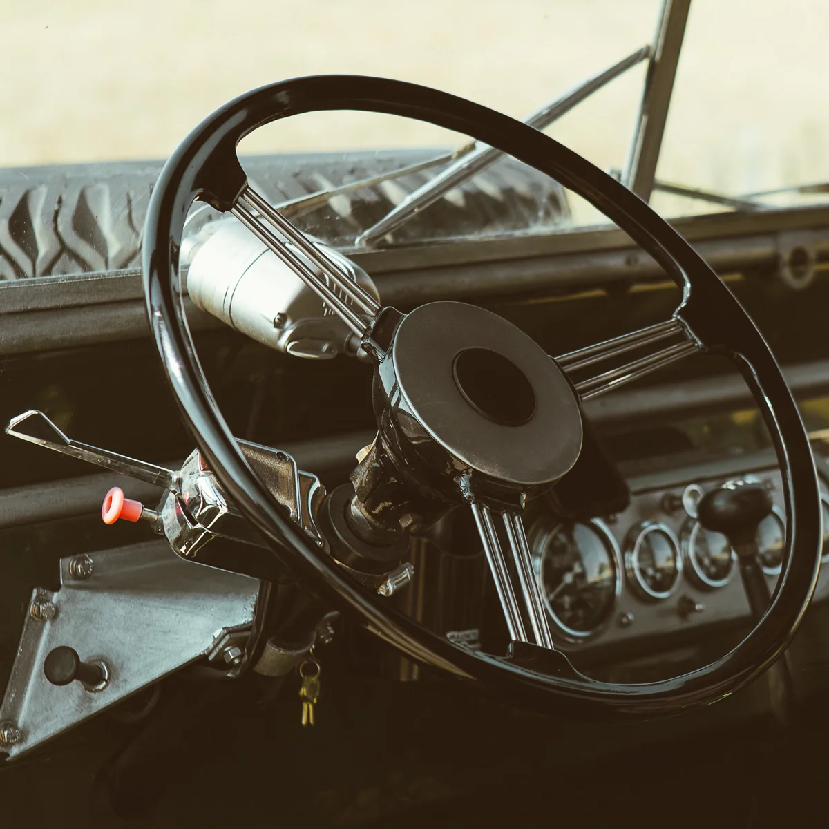 Land_Rover_Series_One_107_Ute_03.jpg