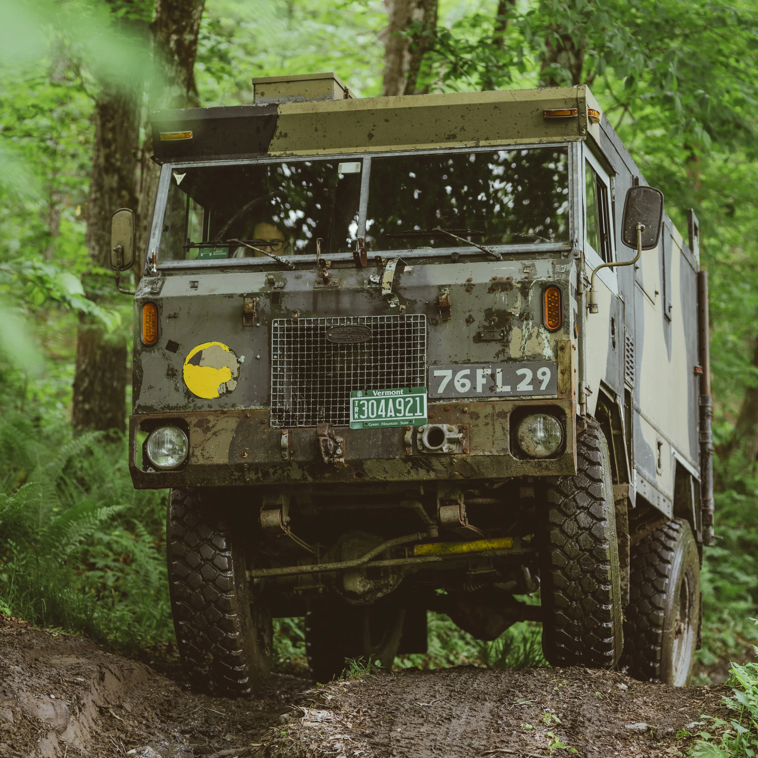 xlarge_Land_Rover_101_Forward_Control_VAMPIRE_01.jpg