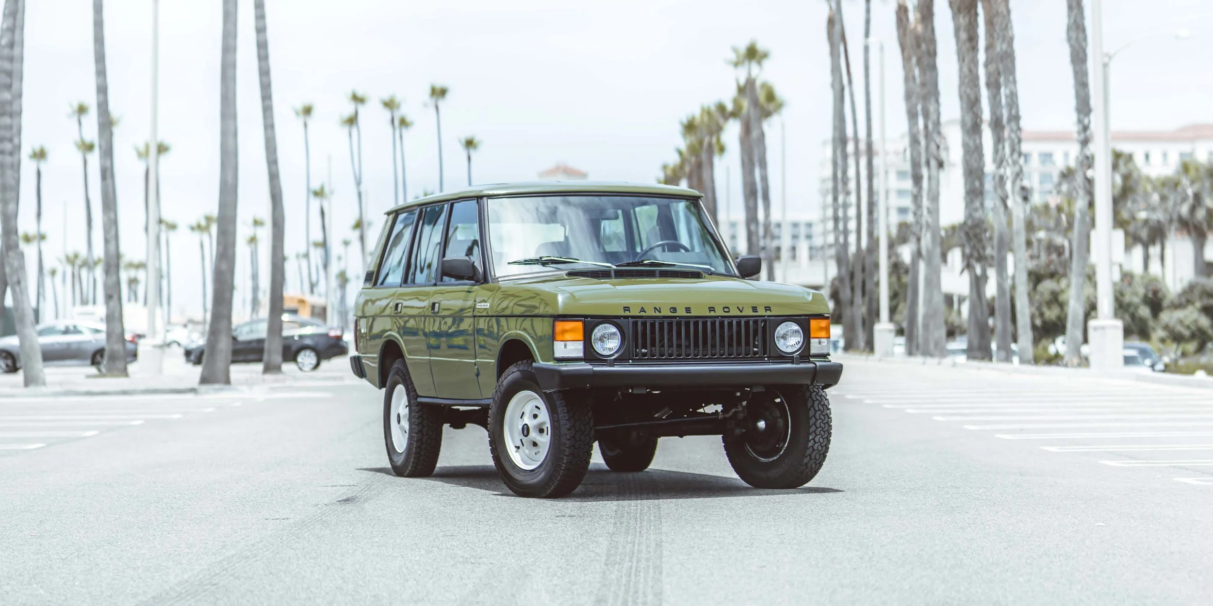Heritage_Range_Rover_Classic_Large_0002.jpg