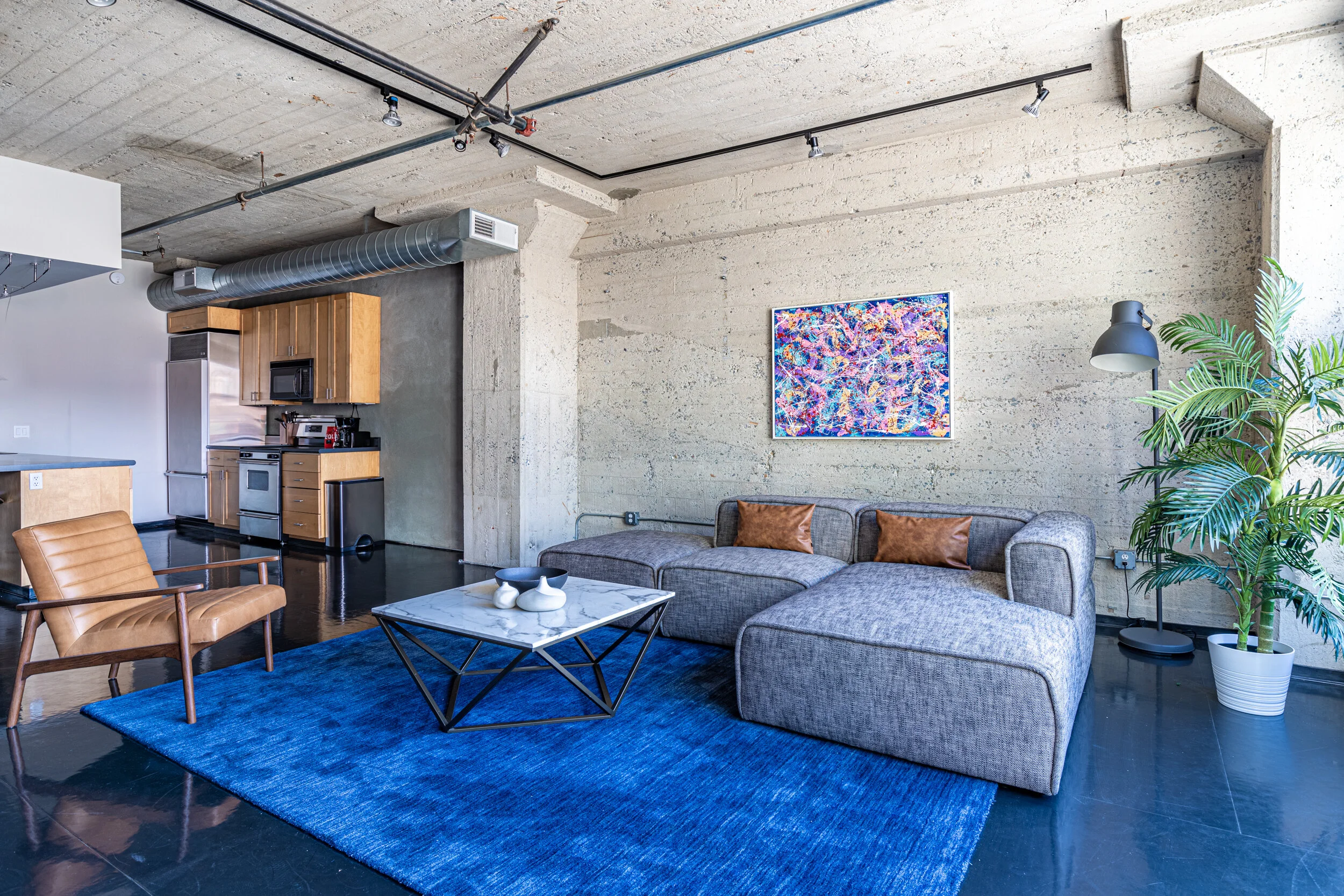 650_2ndStUnit204_i_ (128)-HDR.jpg