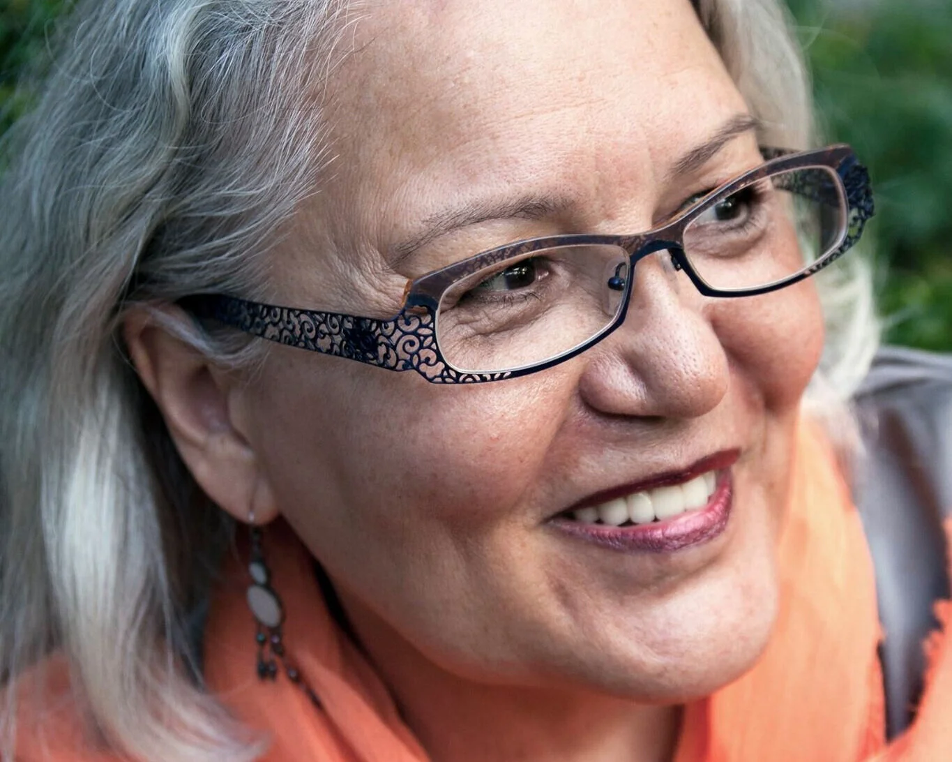 JoninaKirtonAuthorPhoto.jpg
