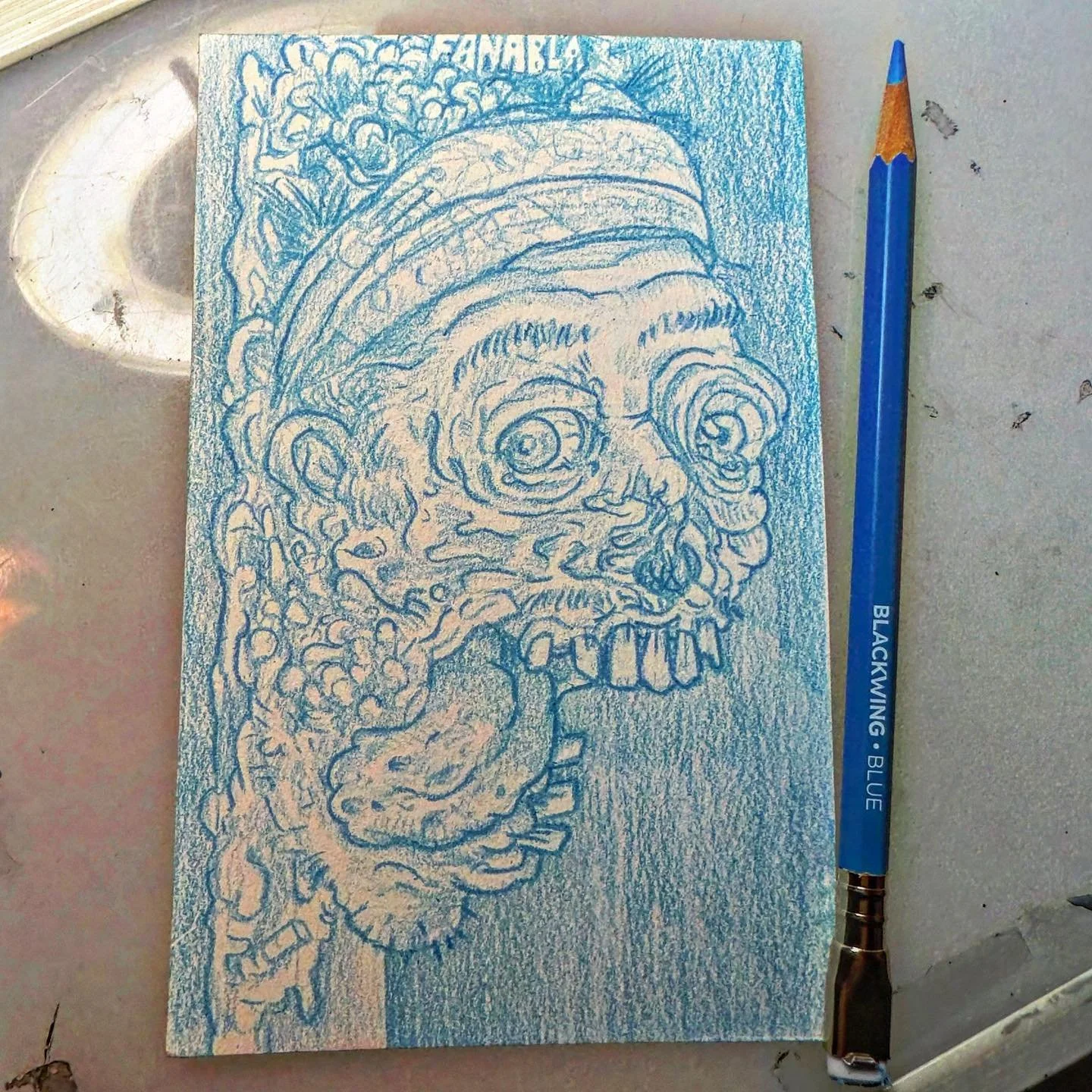 I don&rsquo;t post that often as to not offend the algorithms&hellip;but @blackwing makes a nice #photoblue #pencil so go buy them so they keep making them please 🙏🏽 #pencildrawing #lowbrowart #momboughtmefangoria #pencilart #productendorsement #re