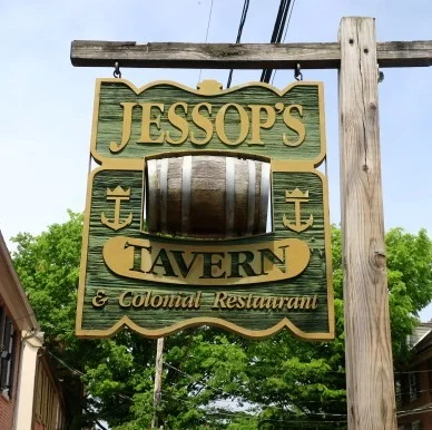 Jessop27s-Tavern-Sign.jpg
