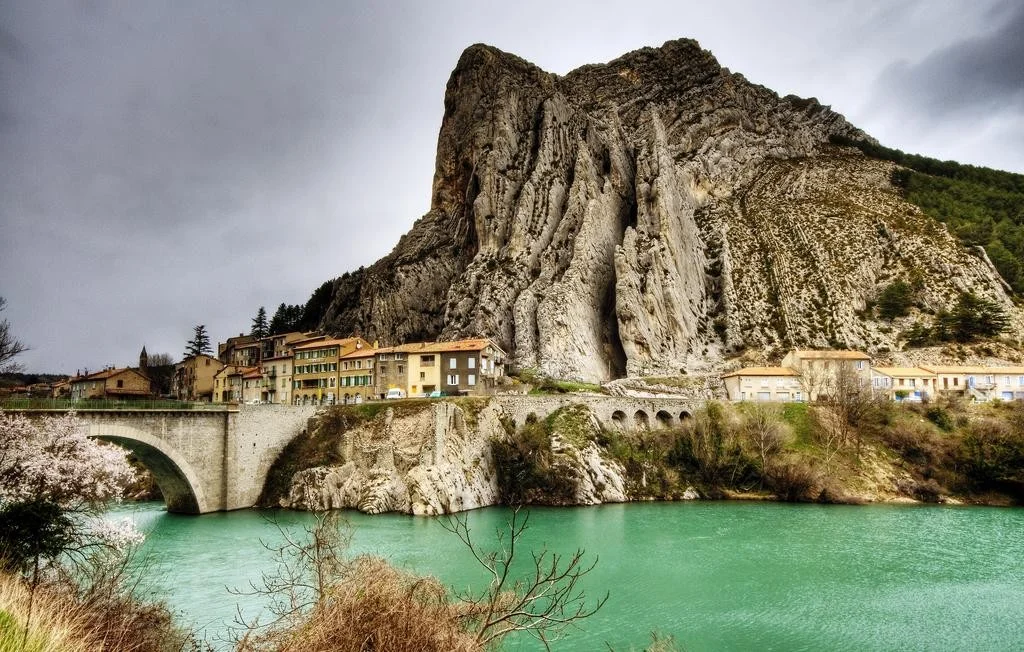 The French Merveilles Announces  International Partnership and Travel Contest
