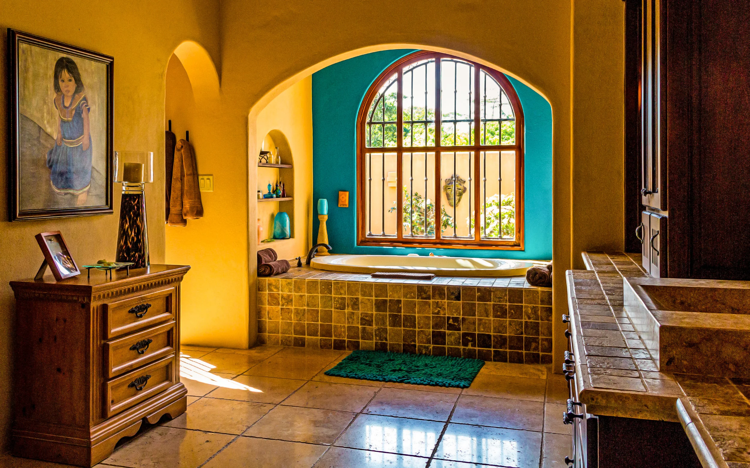 Santa Fe, New Mexico: An Homage to the Art(s) of Being Different