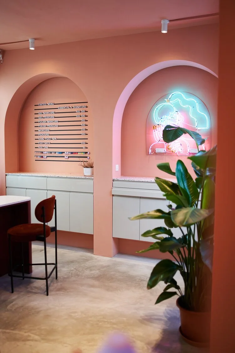 Tinted. A New Way To Re-Experience Colour. 