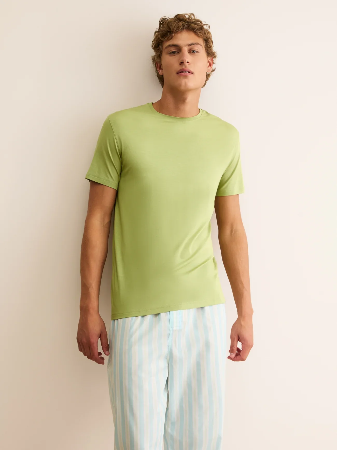 3048-BASE024GRE_3.webp