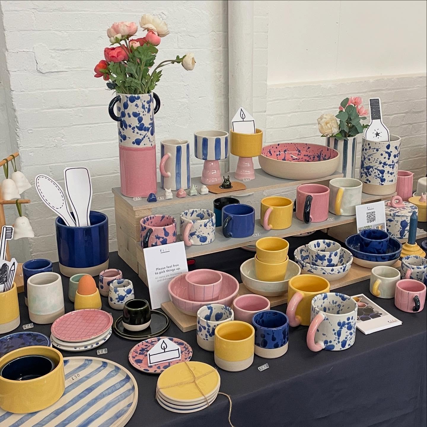 Massive thanks to everyone who came to the @independentceramicsmarket yesterday, bought something or just had a chat, was as ace as ever, thank you 🥳🌈
.
.
.
#ceramics #shopsmall #shoplocallondon #independentceramicsmarket #ihavethisthingwithceramic