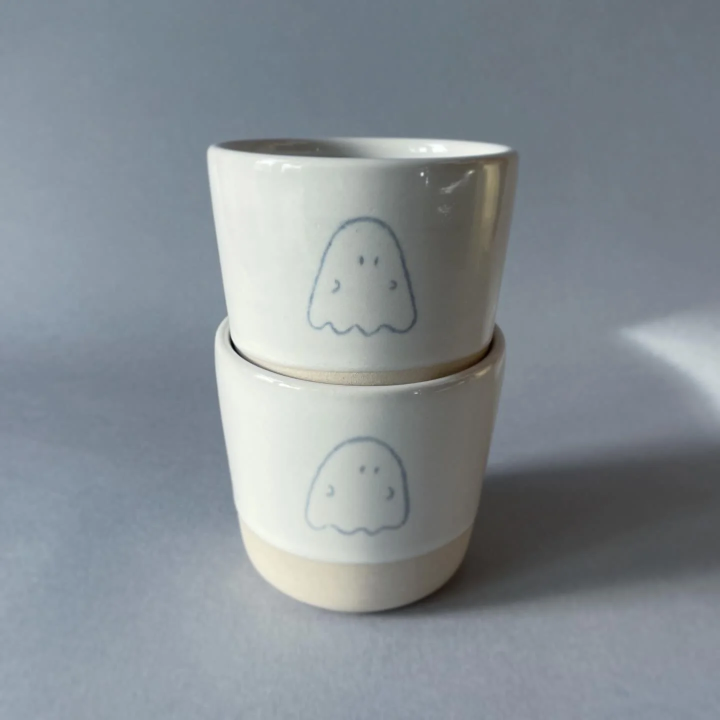 Massive thank you to @independentceramicsmarket  and everyone who came in the pouring ☔️☔️☔️ it&rsquo;s always a joy to do, and thank you for all the chats and laughs and to everyone who took something home 🥰 
.
.
.
#ihavethisthingwithceramics #love