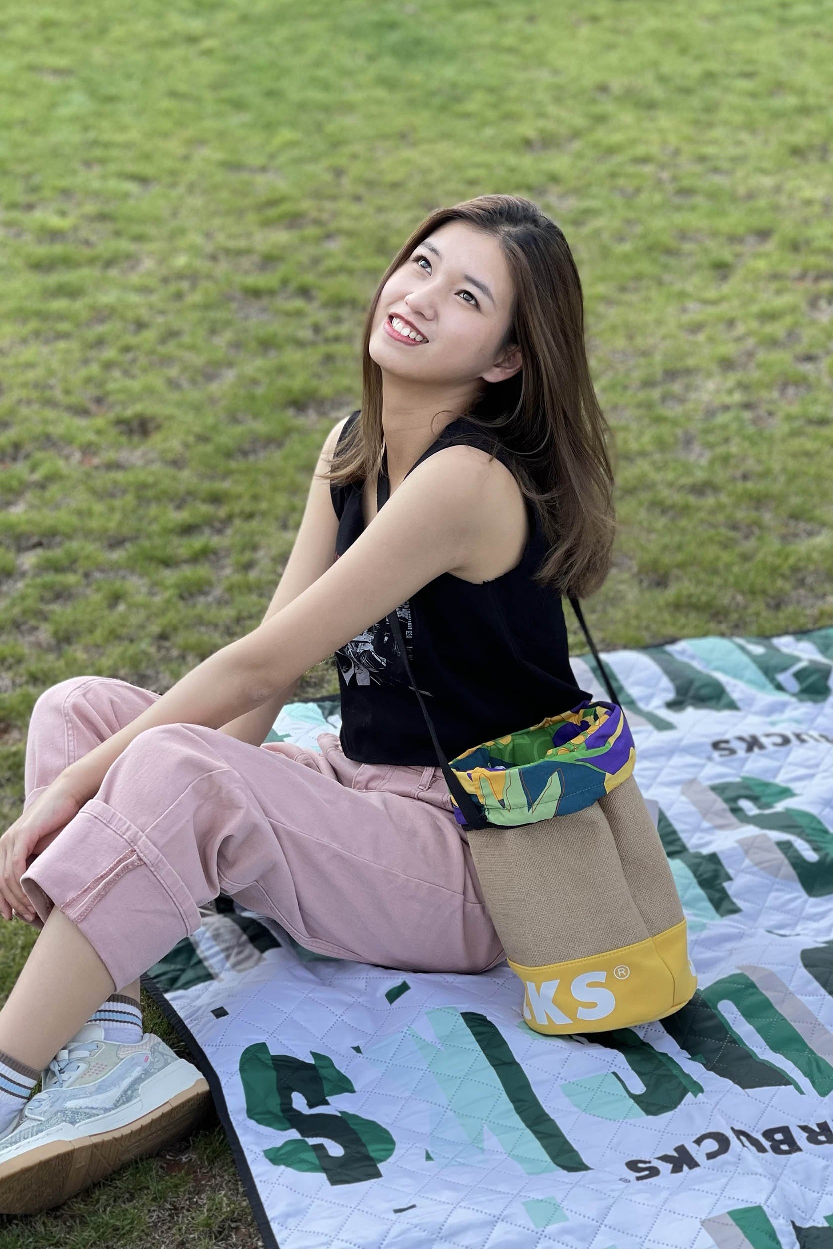  Client: Starbucks Creative Direction: Niccoli.Design Illustration: Ilaria Niccoli 