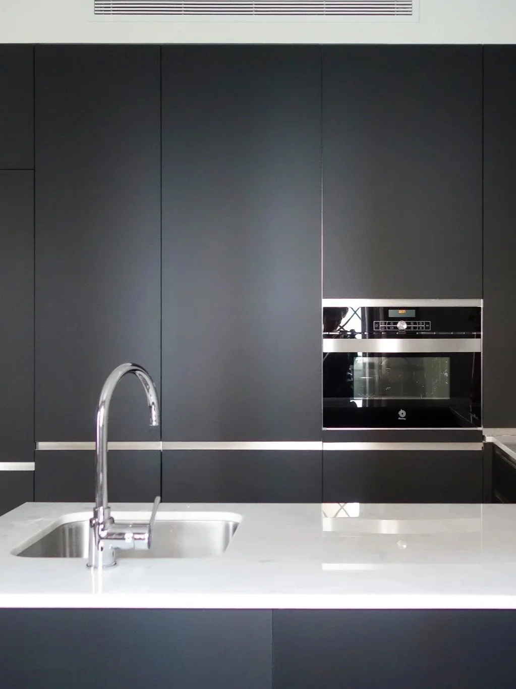 decoracio%CC%81n_cocina-+integrada_Madrid_Barrio_de_Salamanca_1.jpg