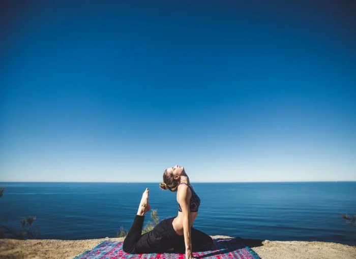 LI_YogaforHealthySpine1-700x510.jpg