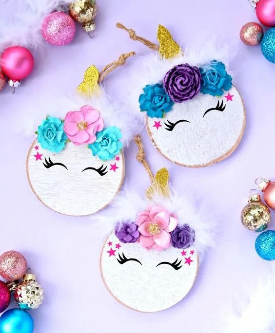 Mommy&Me Unicorn Ornament Making