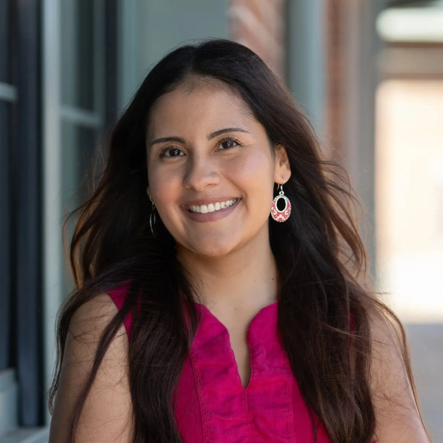 headshot of Karen Nuñez Sifuentes of convivir colorado