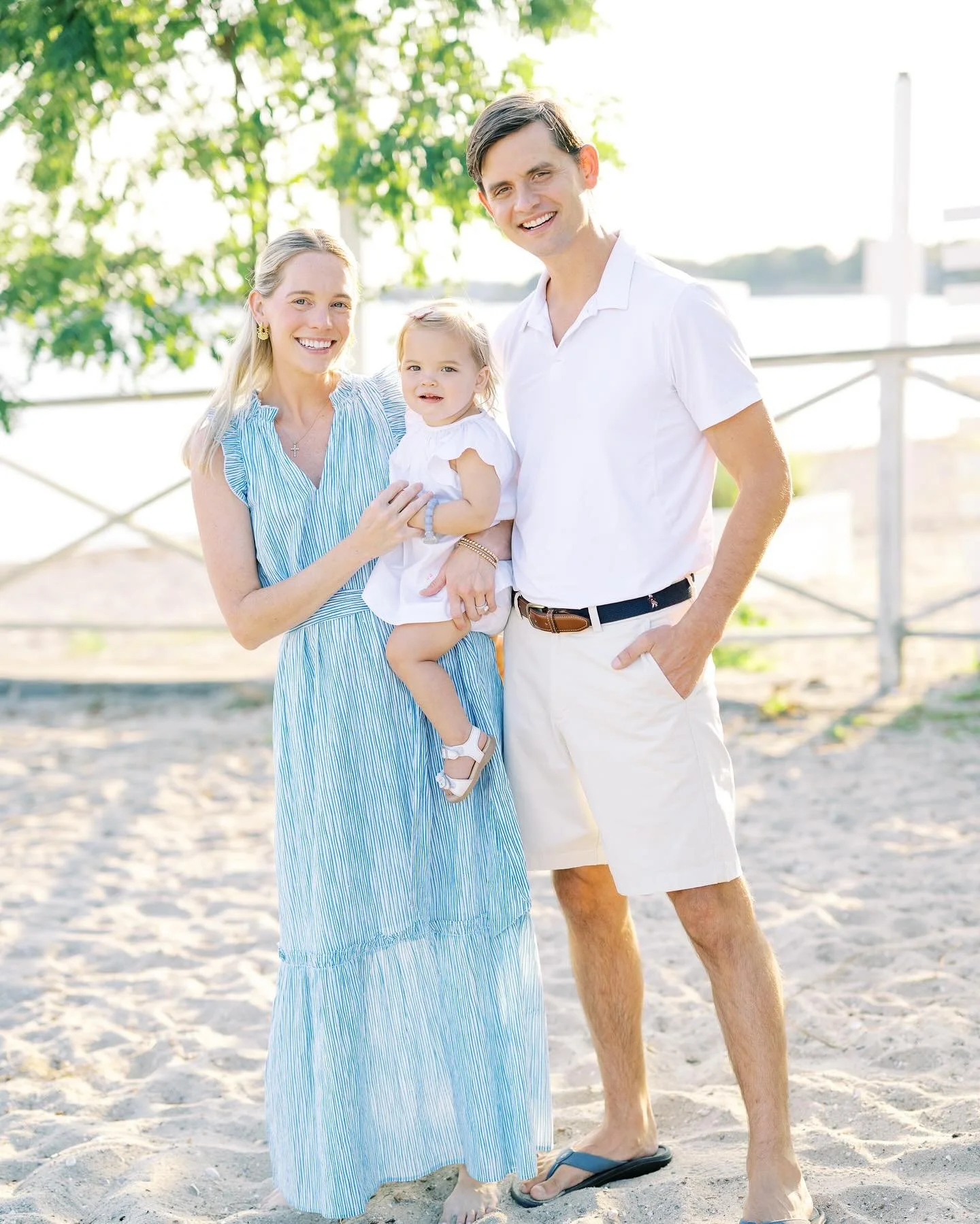 Anyone else holding onto summer as tight as they can!???!!! Busy season is approaching quickly, excited for lots of family beach sessions!

#tiffaniphotography1 

#darienmoms #darienphotographer #darienfamilyphotographer #newcanaanmoms #newcanaanfami