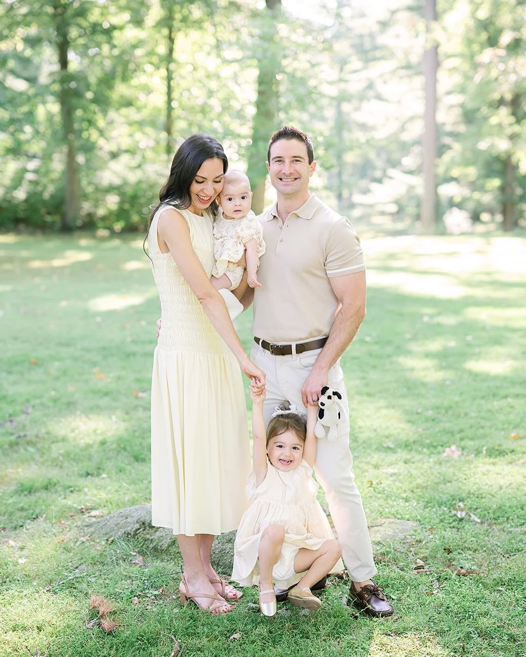 It's already the first day of October which means we are halfway through mini sessions! Loved meeting this beautiful family !
#tiffaniphotography1 

#darienmoms #darienphotographer #themotherhoodanthology #thekindredpath #newcanaanmoms #newcanaanphot