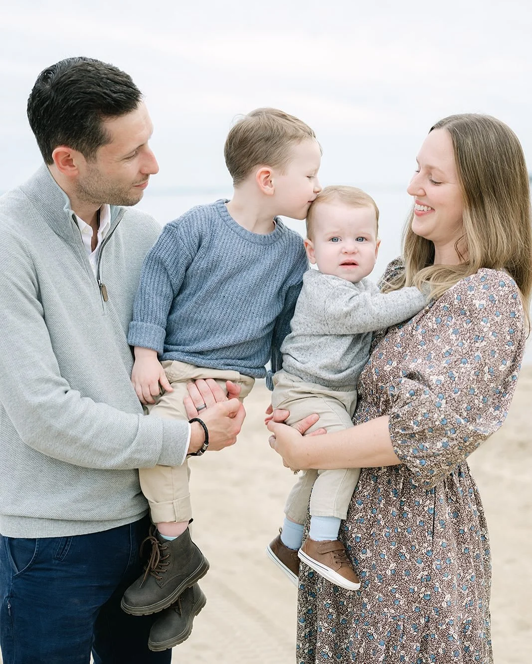 Beach sessions came to an end too quickly this year! Loved meeting this beautiful family! So much fun with these sweet boys.
#tiffaniphotography1 

#darienmoms #darienphotographer #newcanaanmoms #newcanaanphotographer #ctfamilyphotographer #themother