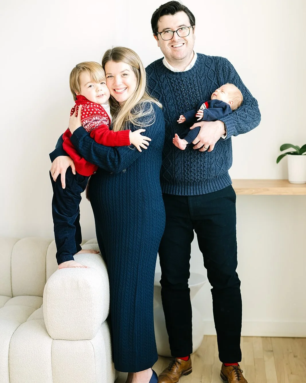 A little brother for Christmas!!🎄 
It&rsquo;s hard to believe this is the last weekend before Christmas! I love getting all your holiday cards in the mail. So thankful as this year wraps up. 

Excited to offer newborn sessions in studio ! This warm,