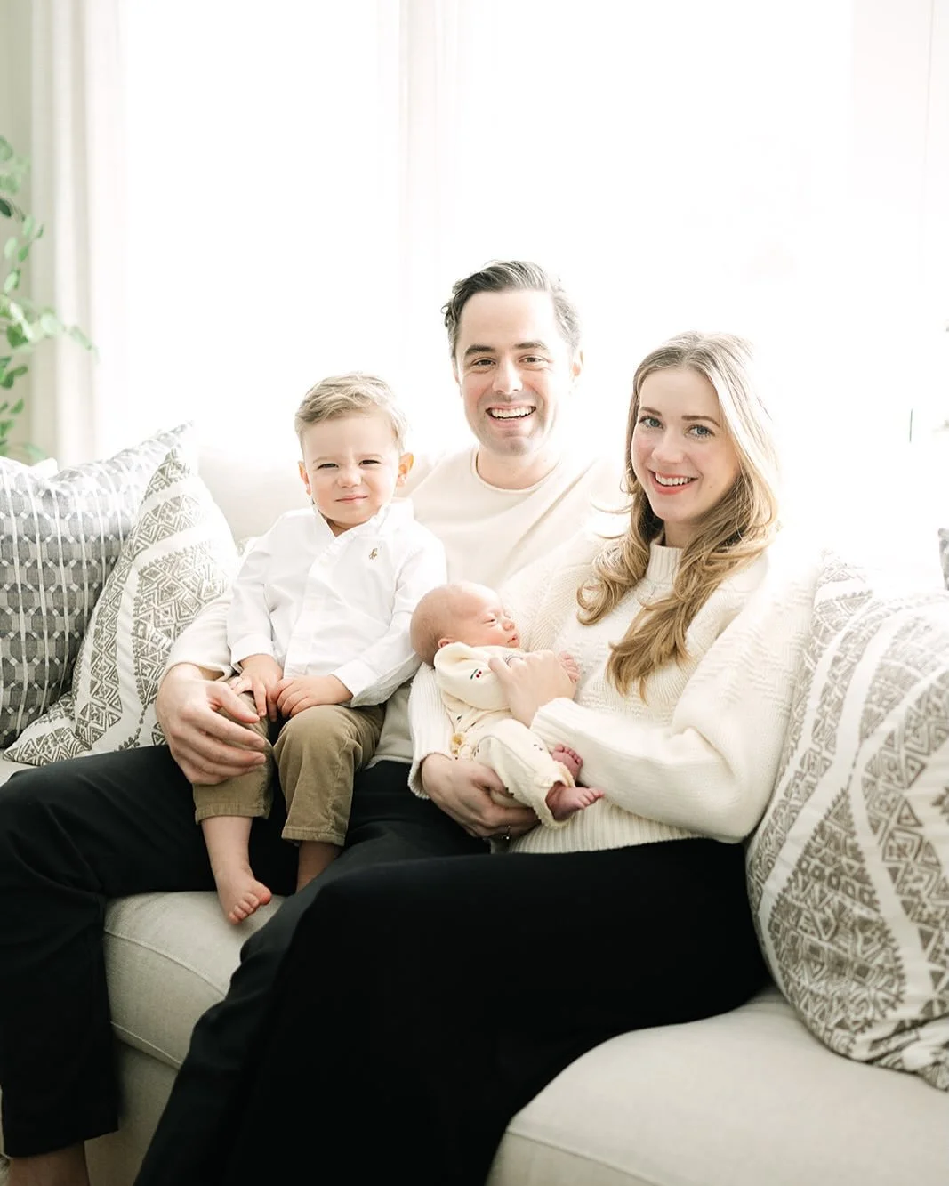 Cozy winter newborn sessions! Your home is always such a sweet place to capture these beautiful early moments. 

#tiffaniphotography1 
#darienmoms #darienphotographer #darienfamilyphotographer #dariennewbornphotographer #inhomenewbornsession #thekind