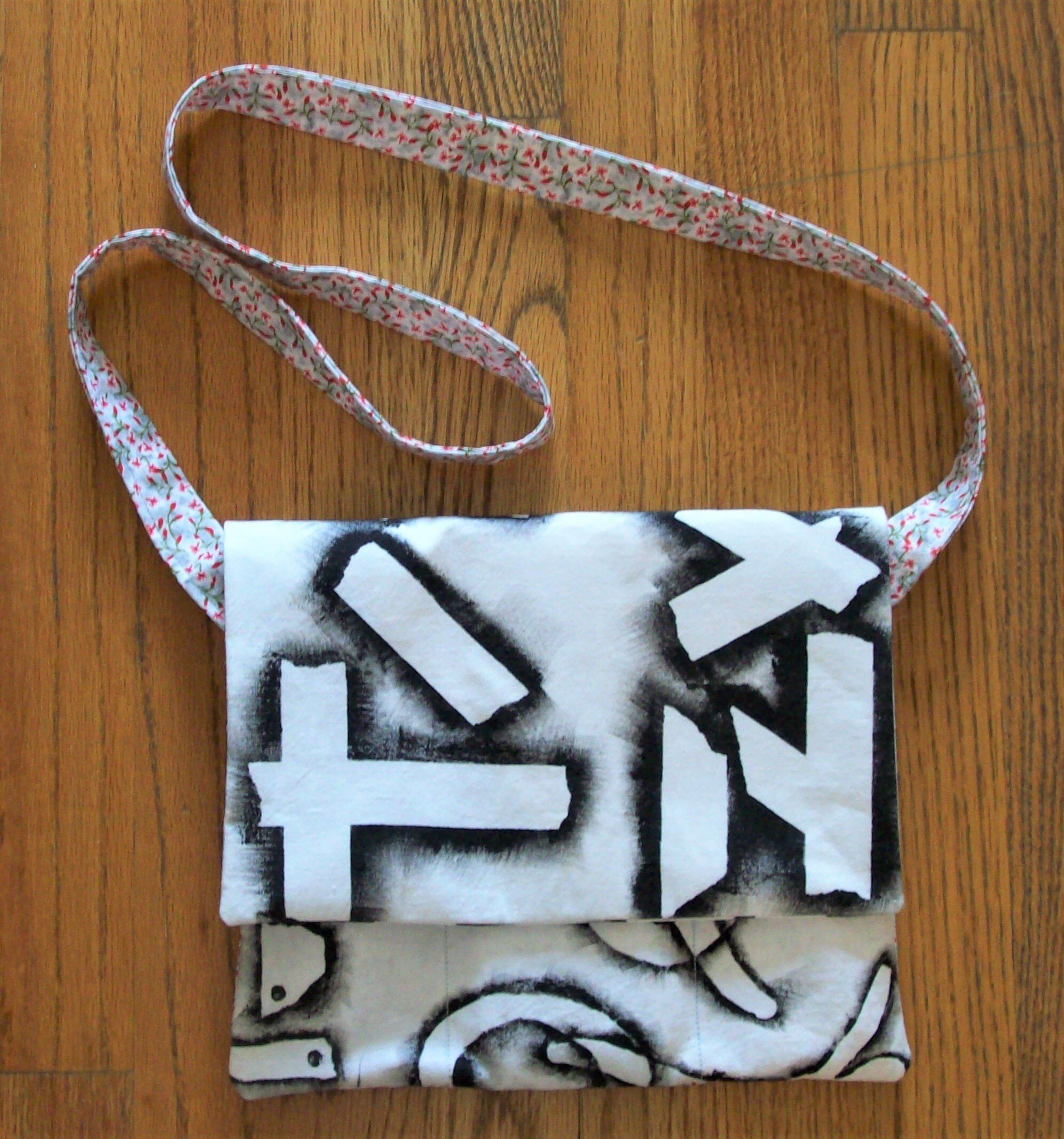 Small messenger bag