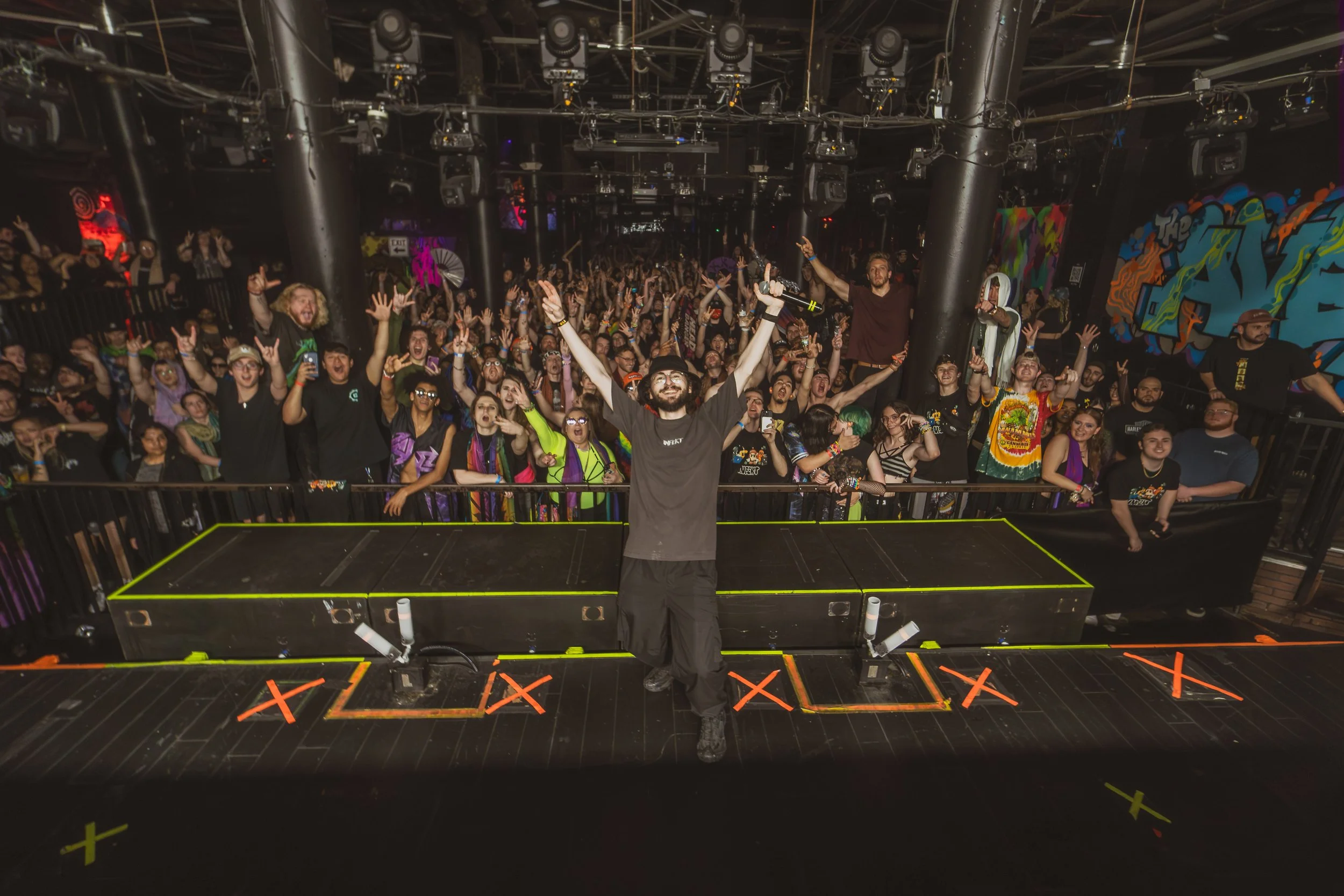 TheAVE-64.jpg