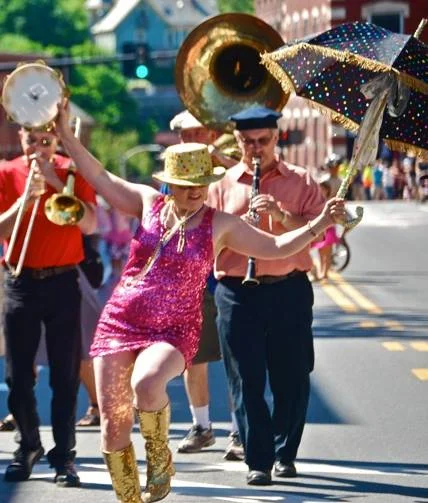 Strolling of the Heifers - Friday Gallery Walk, at the Commons