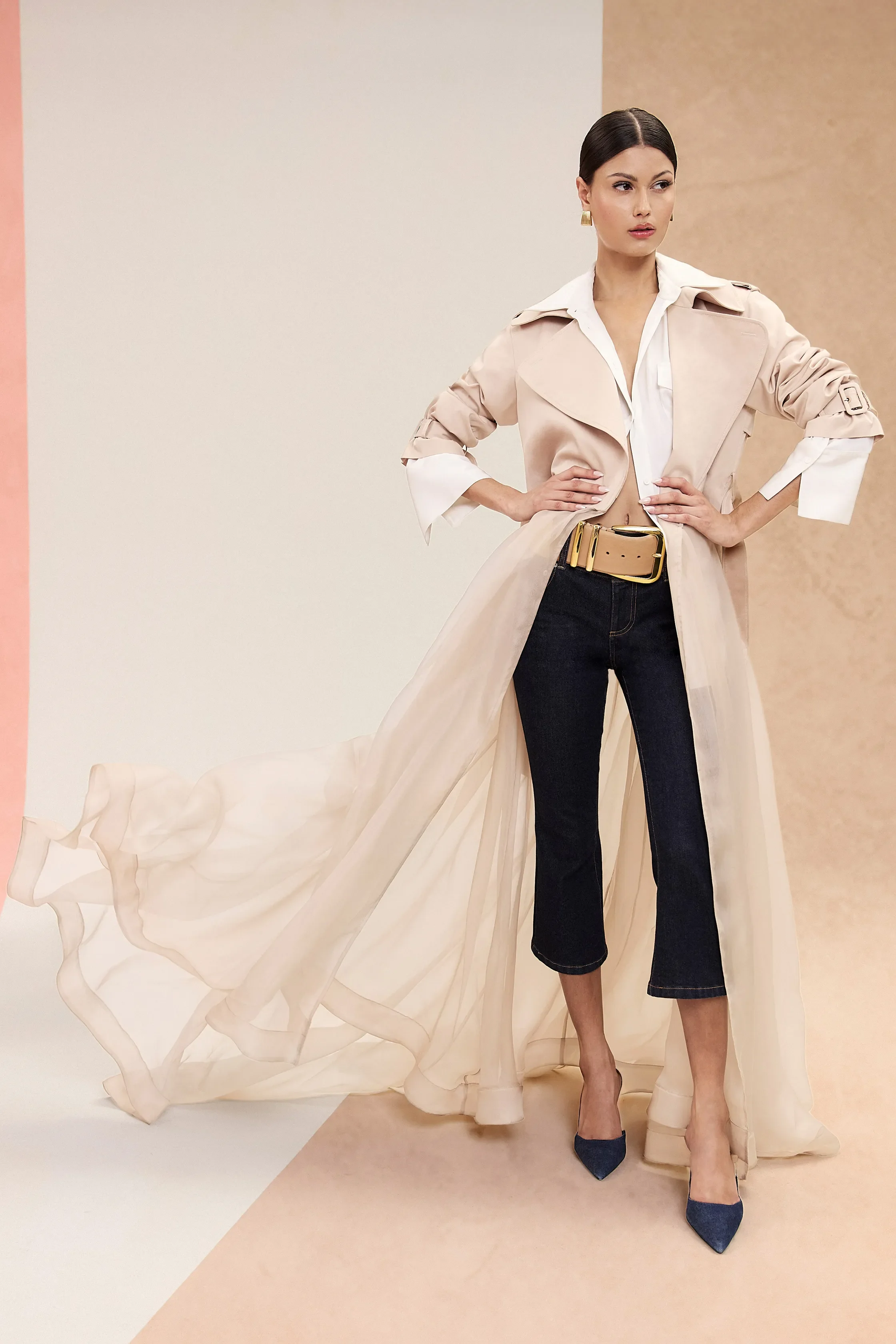 00013-alice-and-olivia-spring-2026-ready-to-wear-credit-amanda-pratt-brand.jpg.webp