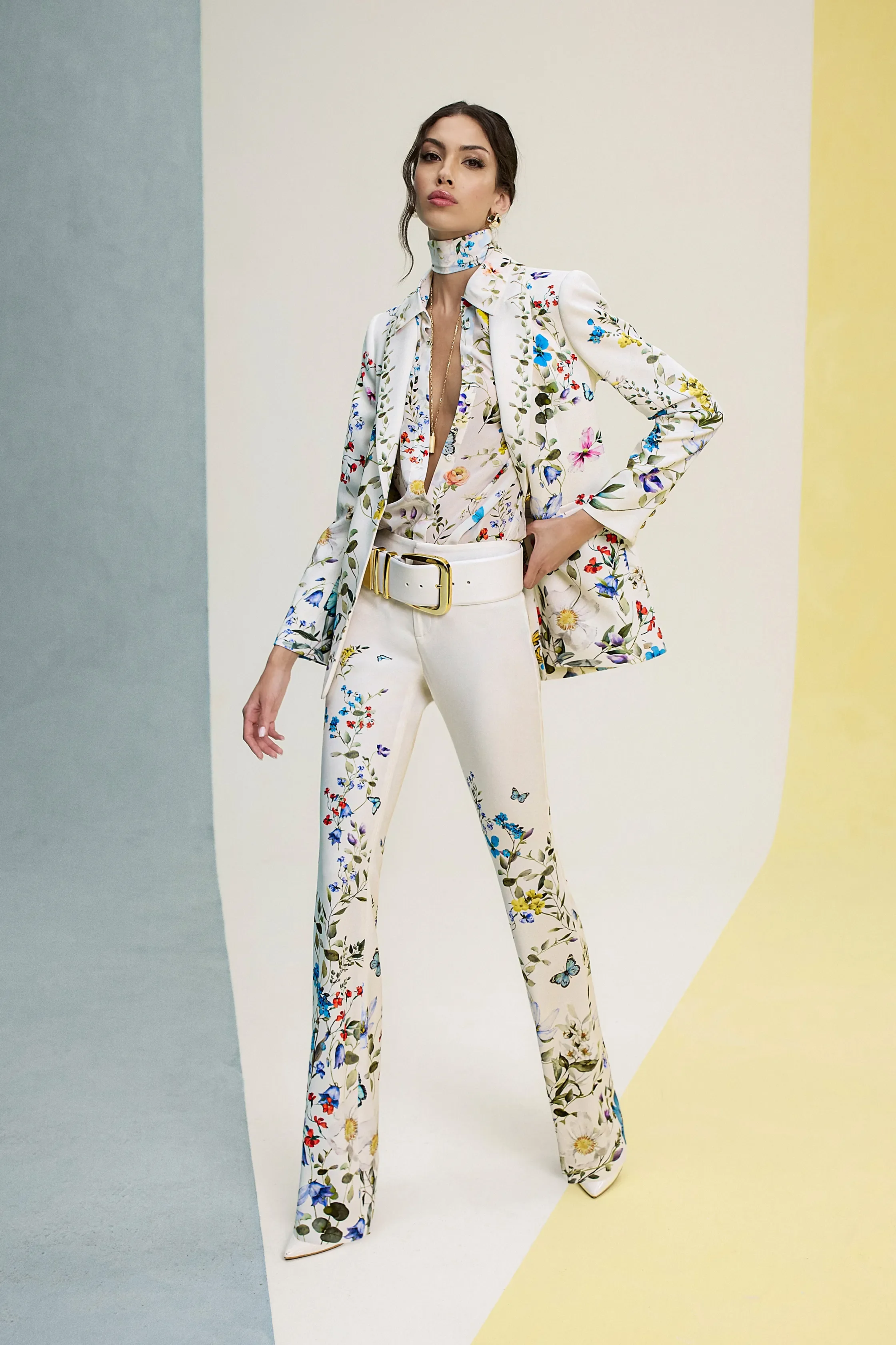 00023-alice-and-olivia-spring-2026-ready-to-wear-credit-amanda-pratt-brand.jpg-2.webp