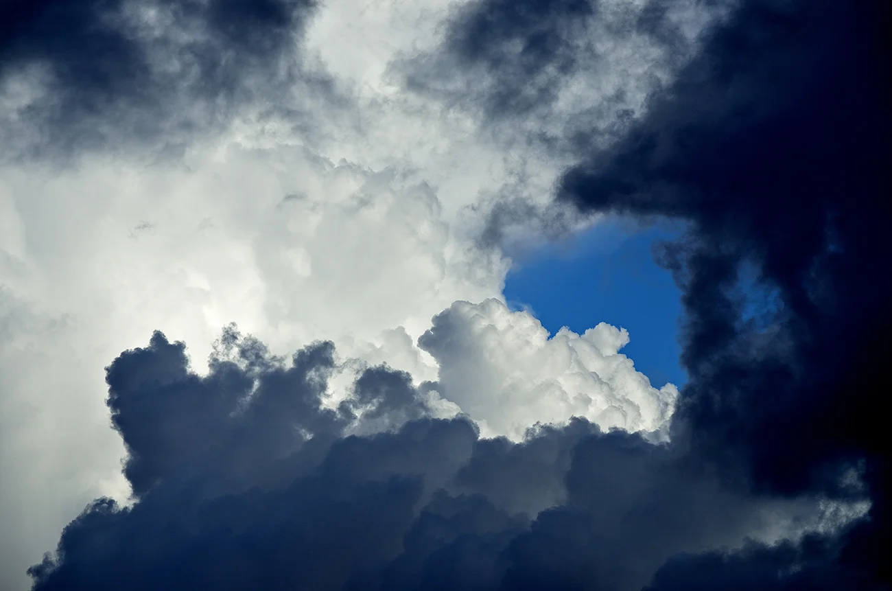 What's the difference between sadness and depression?