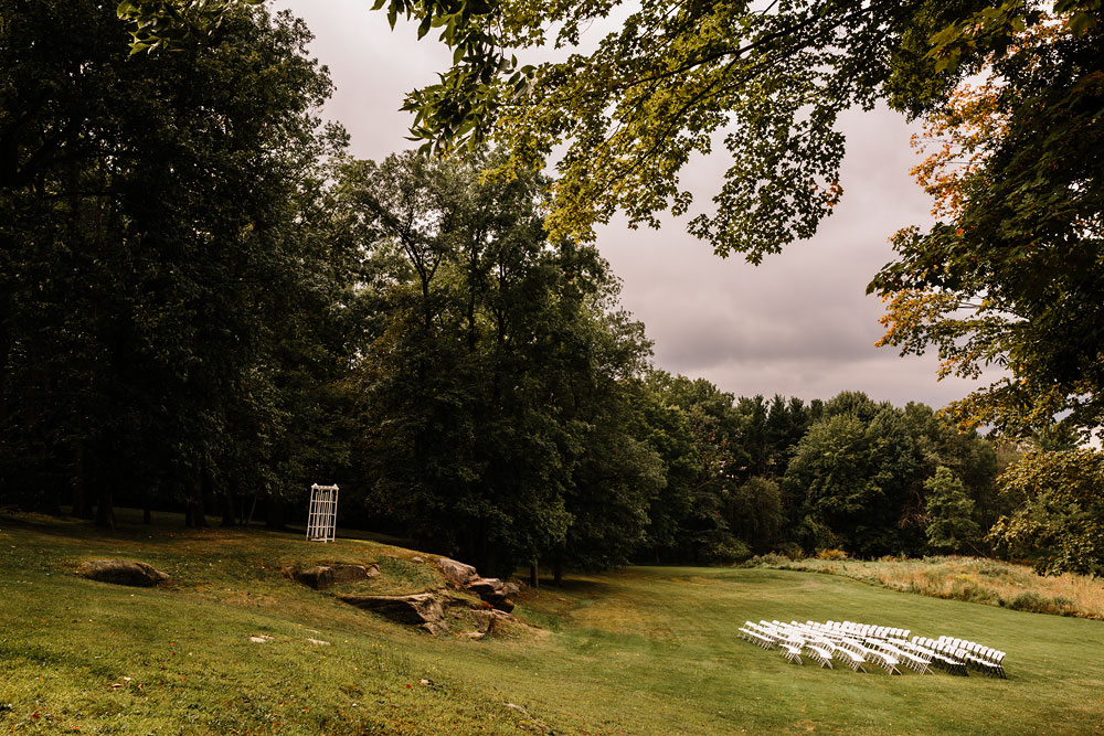 pattersons-fruit-farm-orchard-hills-center-wedding-photography-chesterland-ohio-cleveland-wedding-photographers-8.jpg