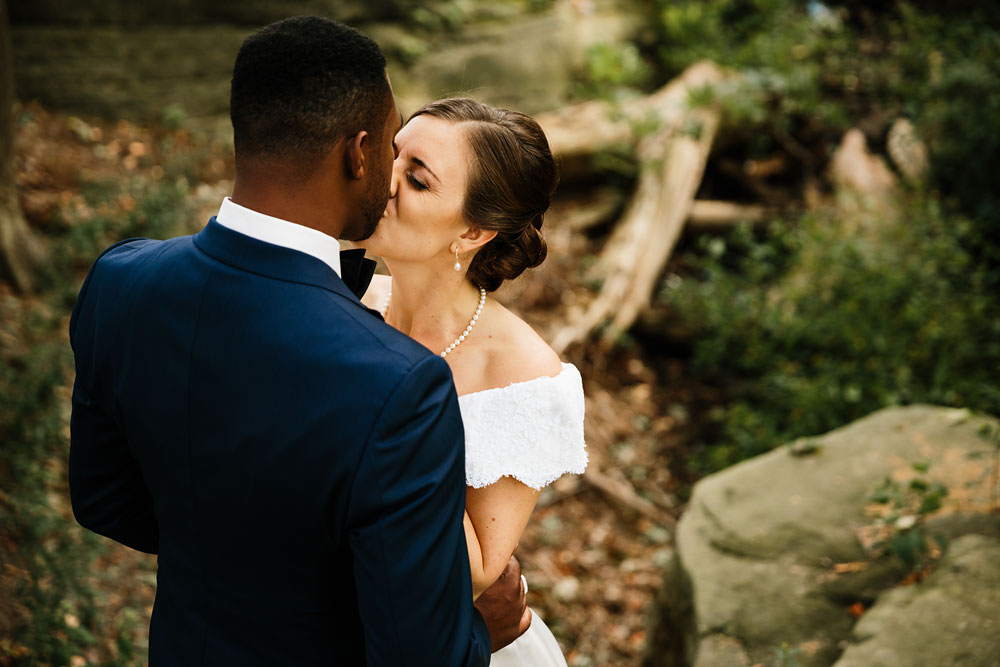 pattersons-fruit-farm-orchard-hills-center-wedding-photography-chesterland-ohio-cleveland-wedding-photographers-94.jpg