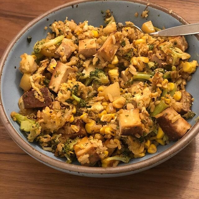 How&rsquo;s your quarantine kitchen these days? I had some leftover veggies, less than a cup of rice, baked tofu bought pre-lockdown when you could still find tofu in the stores, and some random aromatics (wrinkly ginger, almost sprouted garlic, and 