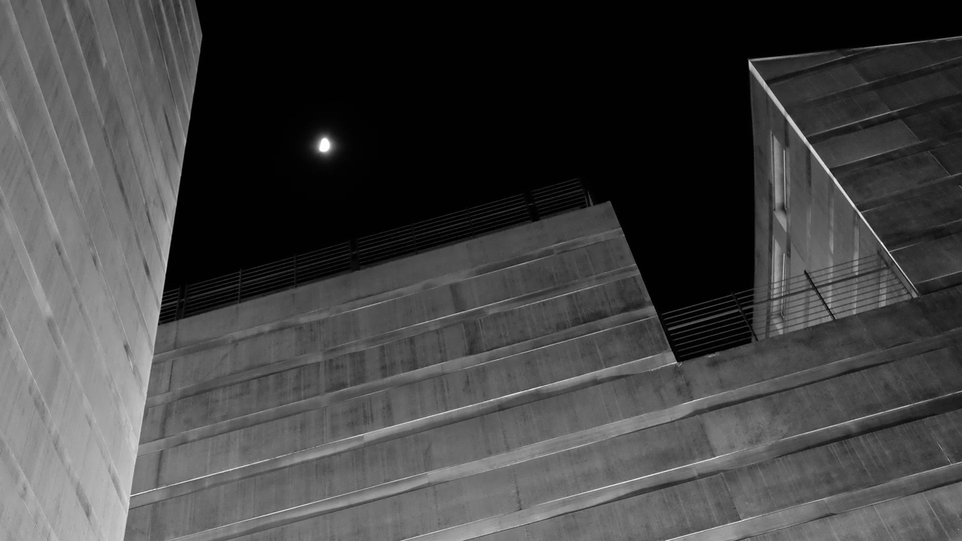 JRH Photo NWA Crystal Bridges.jpg