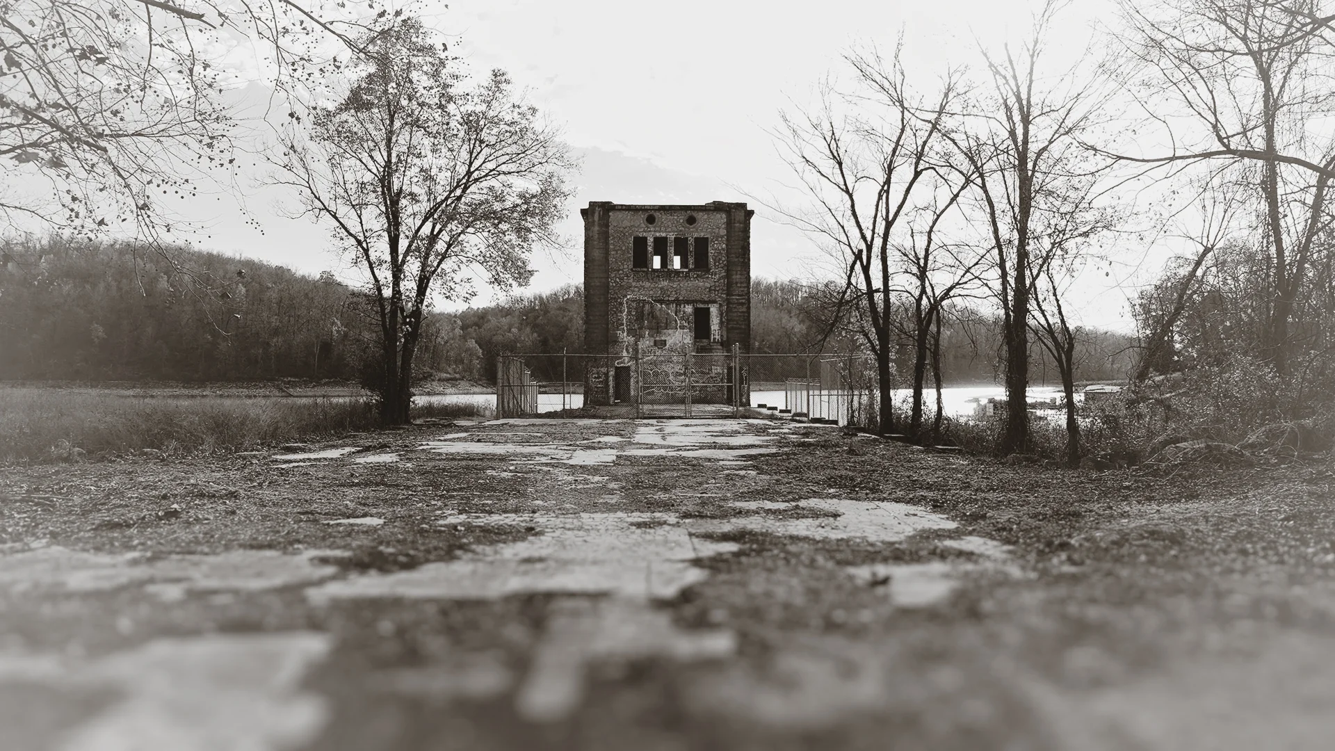 JRH Photo Abadoned Building.jpg