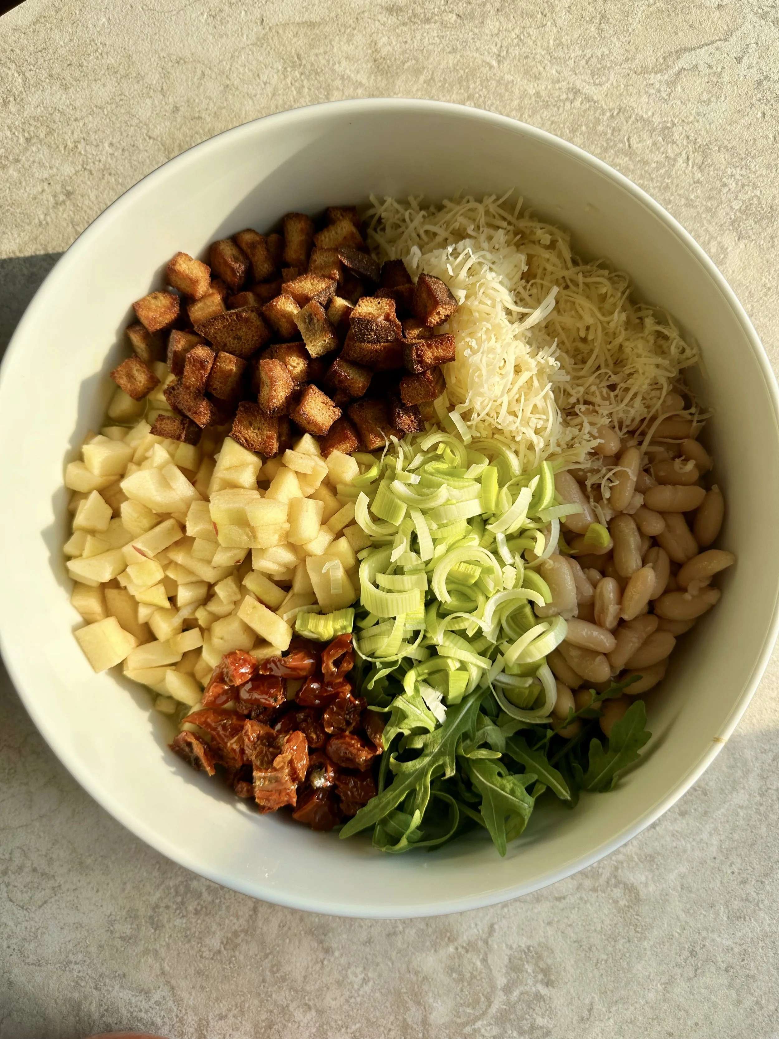 Duonos ir pupelių mišrainė maistingiau