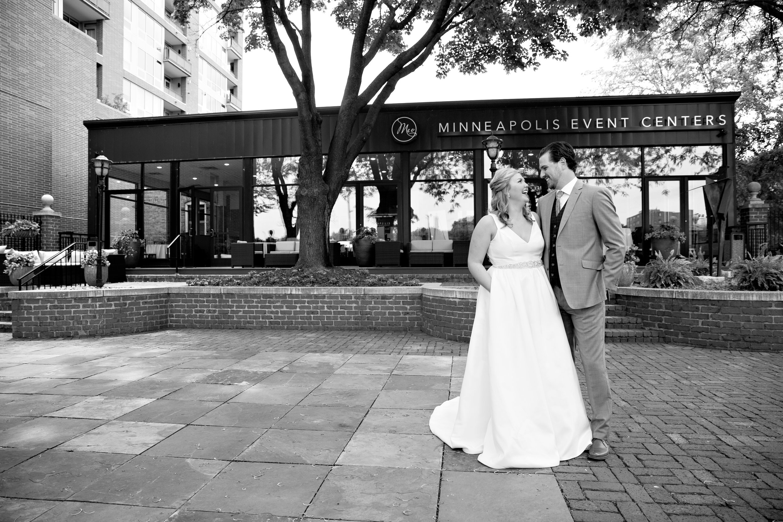 Haley &amp; Randy | Minneapolis Event Centers | Minneapolis Summer Wedding Photography | Plus Fall Lake Nokomis Engagement Session