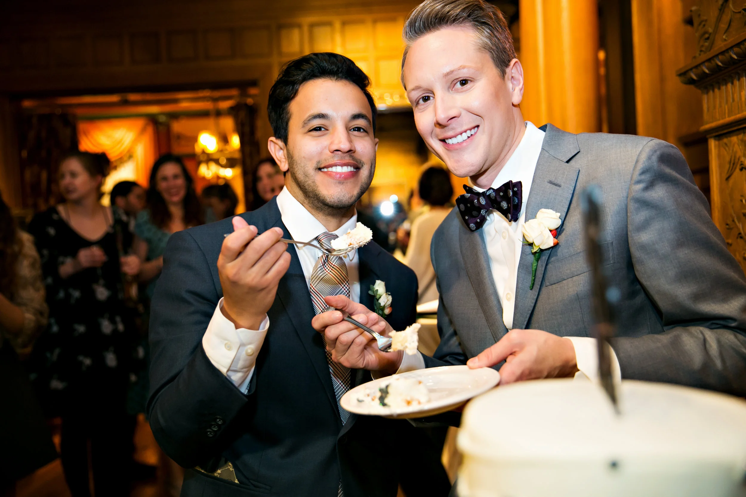 Scott &amp; Frank | Fall Wedding at Van Dusen Mansion | Minneapolis Wedding Photographer