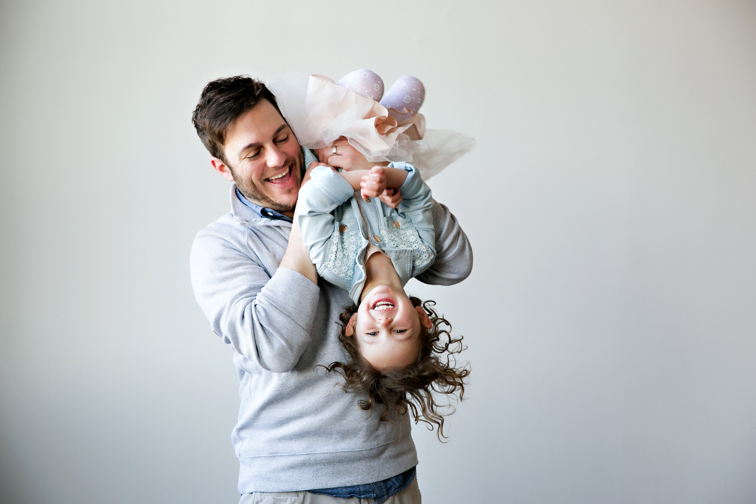 Minneapolis Little Ones Portrait Lauren B Photography Studio Dad Father Daughter001.jpg