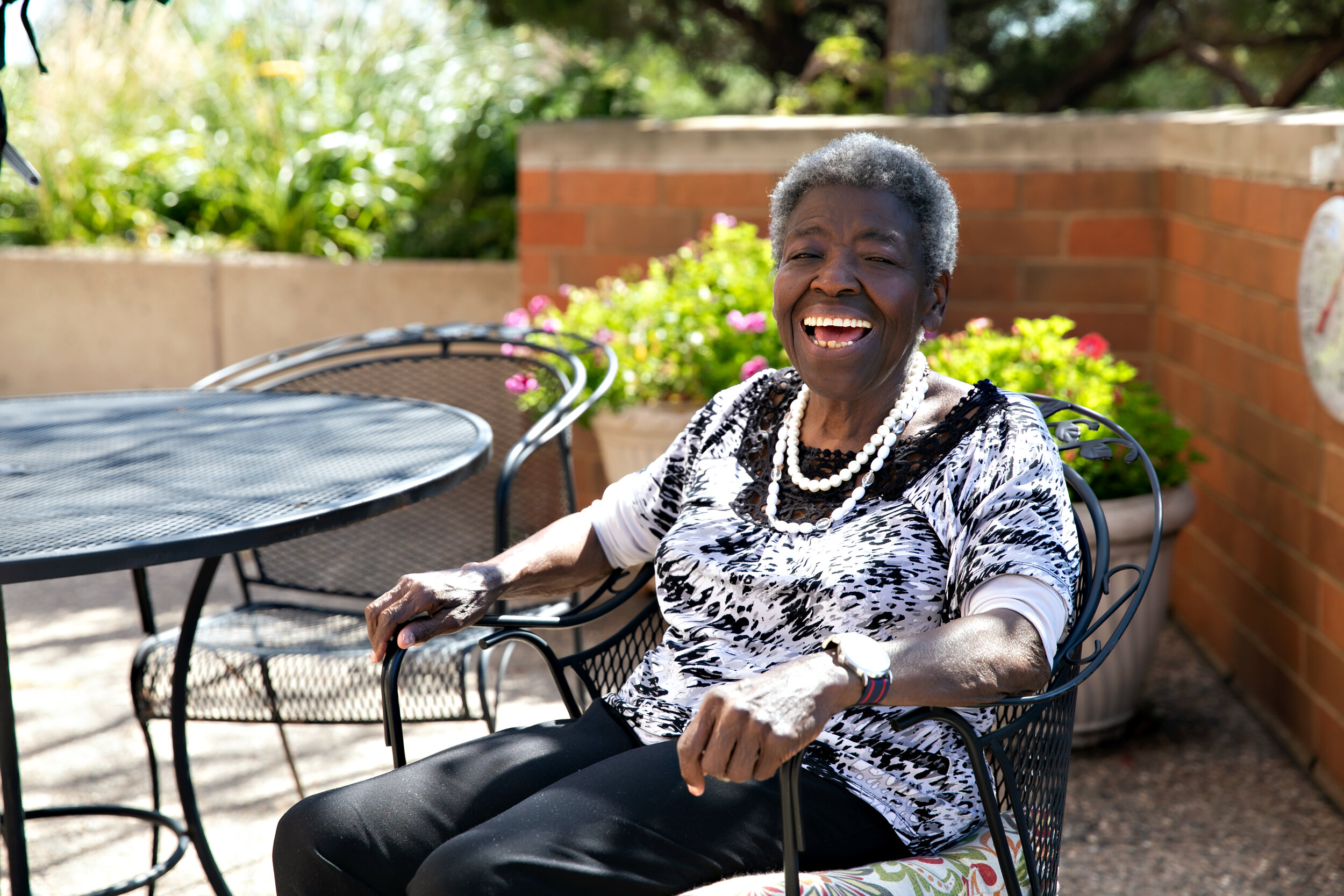 Minneapolis Lifestyle Commercial Photographer Lauren B Photography Outdoor Natural Light Portrait004.jpg