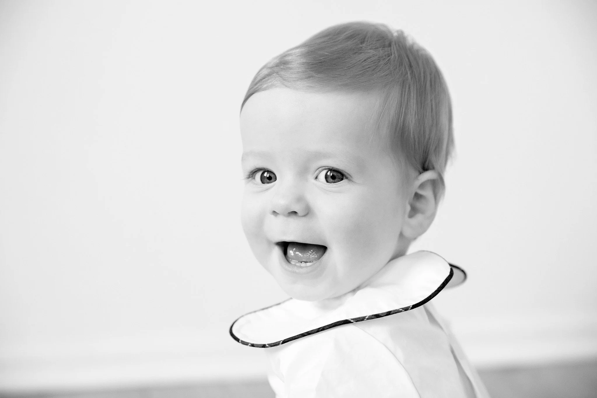 Black and white is a vibe - can't go wrong either way. 😎

#MinneapolisPhotographer #TwinCitiesPhotography #StudioBabySession