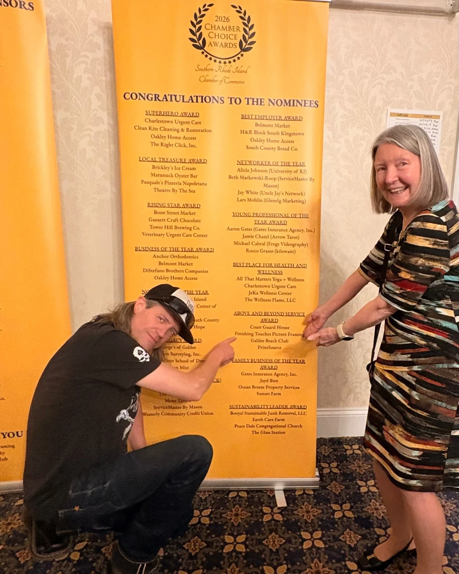 We have been SO BUSY that we forgot to post about the Chamber Choice awards! We were thrilled just to be nominated for the "Above and Beyond Service" category, and although we did not win (congratulations @coastguardhouserestaurant!) we wer