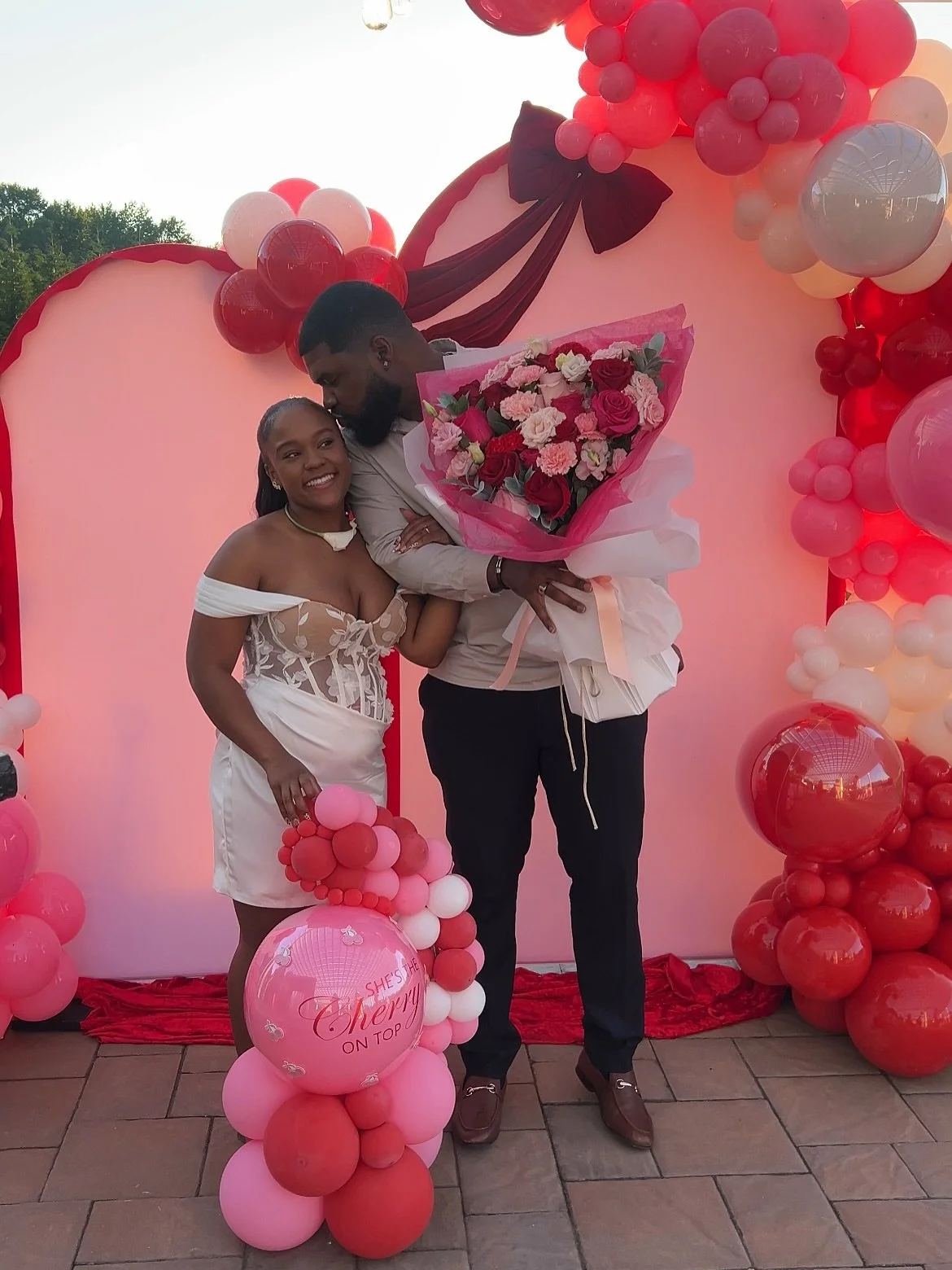 Showered in love 👰🏾&zwj;♀️❤️ My moms + bridesmaids did their big one for my bridal shower yesterday 🍒