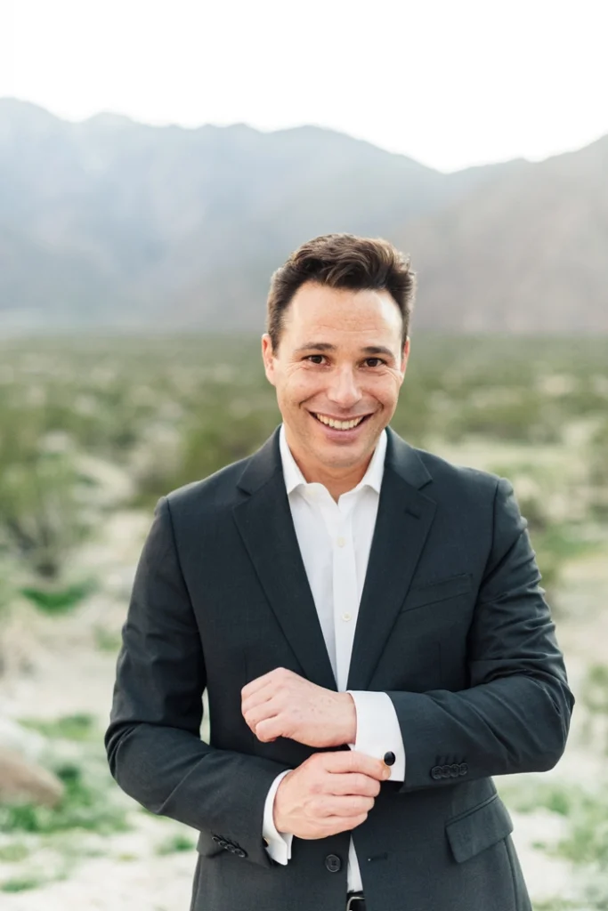 palm-spring-engagement-session-Colony-Palm-Palm-Springs-Joshua-Tree-Engagment-session-Sanaz-Photography-Palm-Springs-wedding-photographer-40-683x1024.jpg