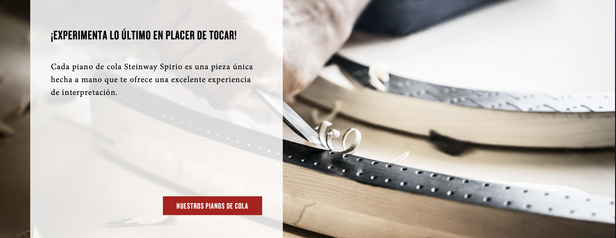 Imagen de una mesa de trabajo con una cinta métrica y un lápiz, con un texto promocional sobre pianos de cola Steinway Spirio y un botón rojo que dice 'Nuestros pianos de cola'.