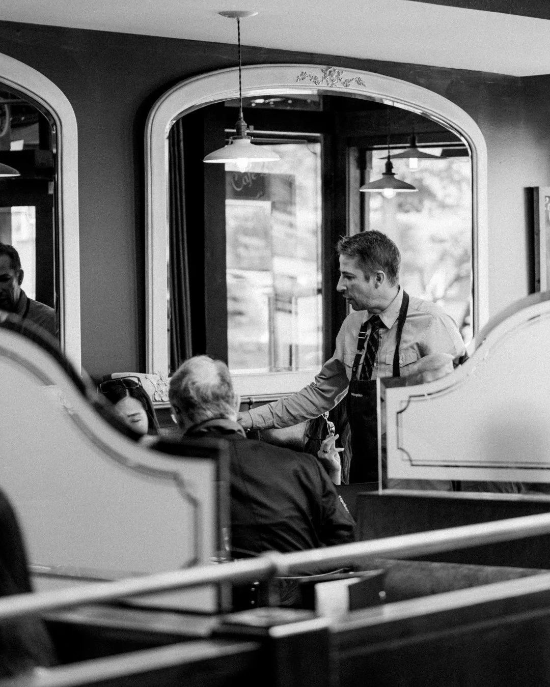 The dining room at Au Comptoir. Where West 4th comes to eat, drink, and forget about whatever else is happening outside. Exactly what a neighbourhood bistro should do.⁠
⁠
TGIF, last call at 10 pm Friday and Saturday nights.⁠
⁠
#AuComptoir #DiningRoom