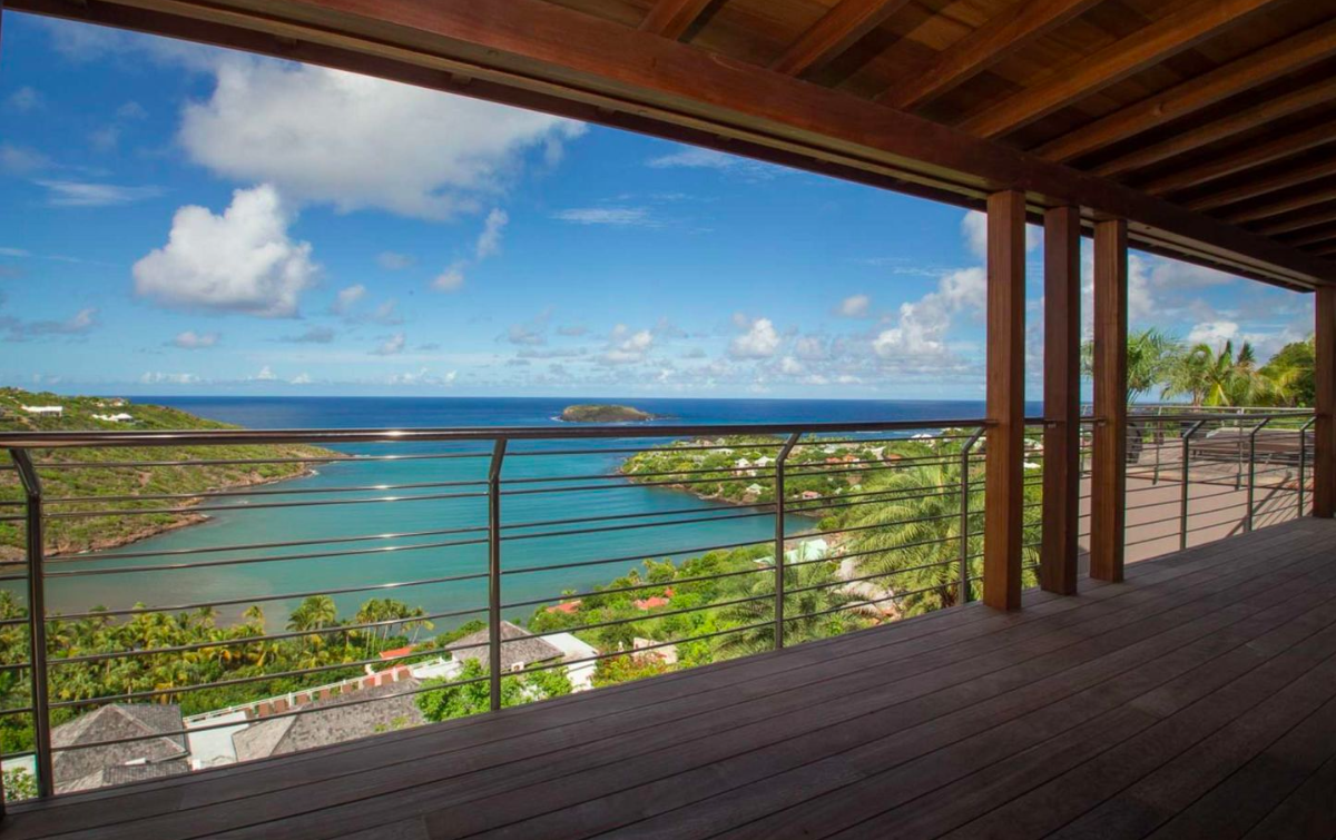 luxury-living-st-barts-villa-saint-barths-villa-rentals-mythique-3.png