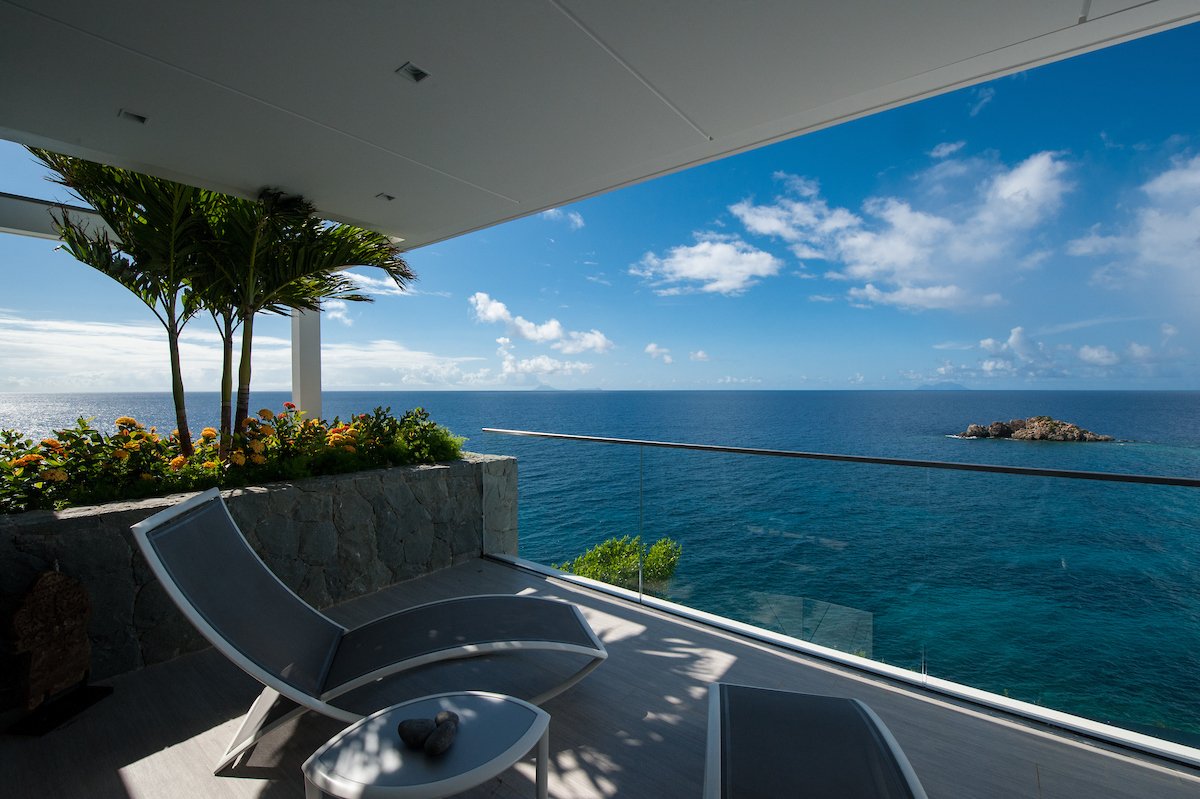 luxury-living-st-barts-villa-saint-barths-villa-rentals-axel-rocks-21.jpg