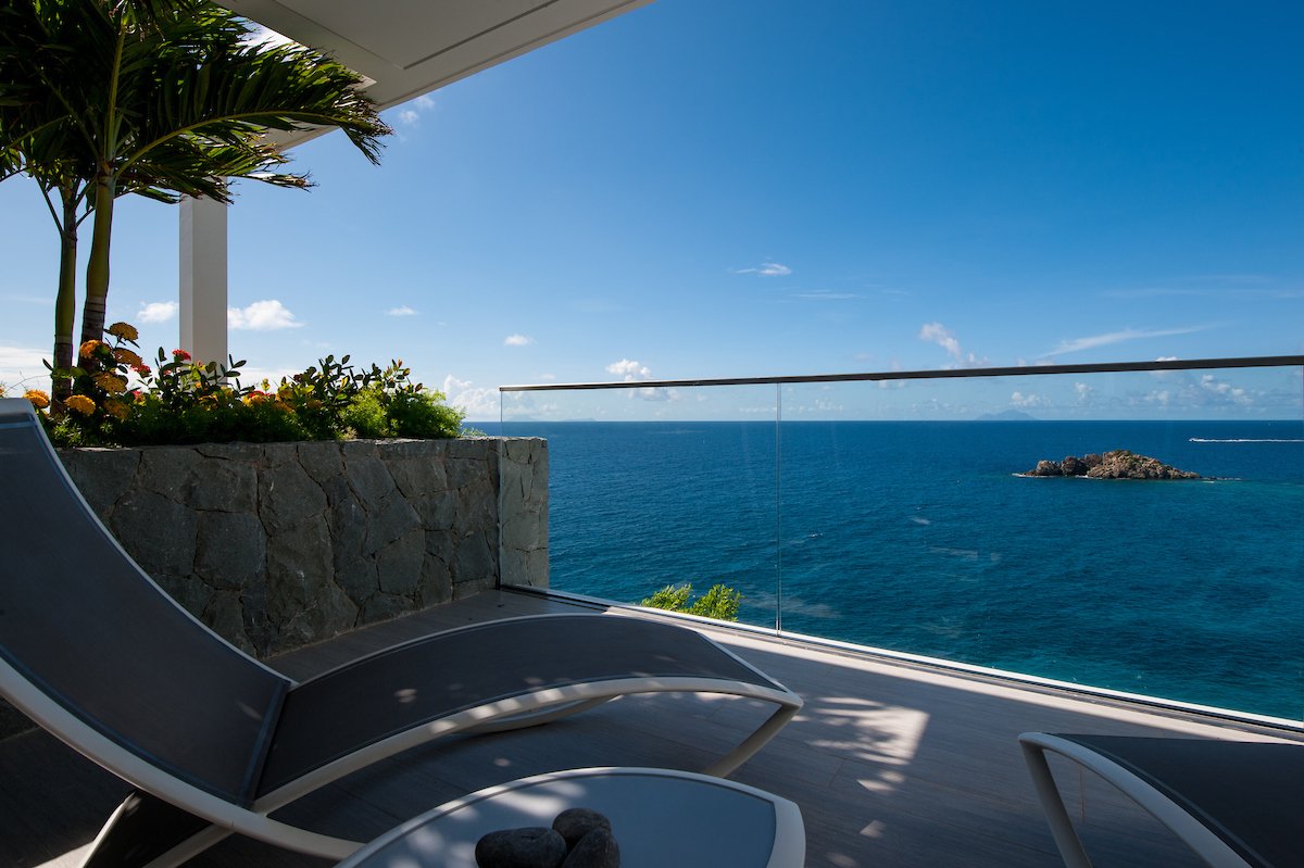 luxury-living-st-barts-villa-saint-barths-villa-rentals-axel-rocks-39.jpg