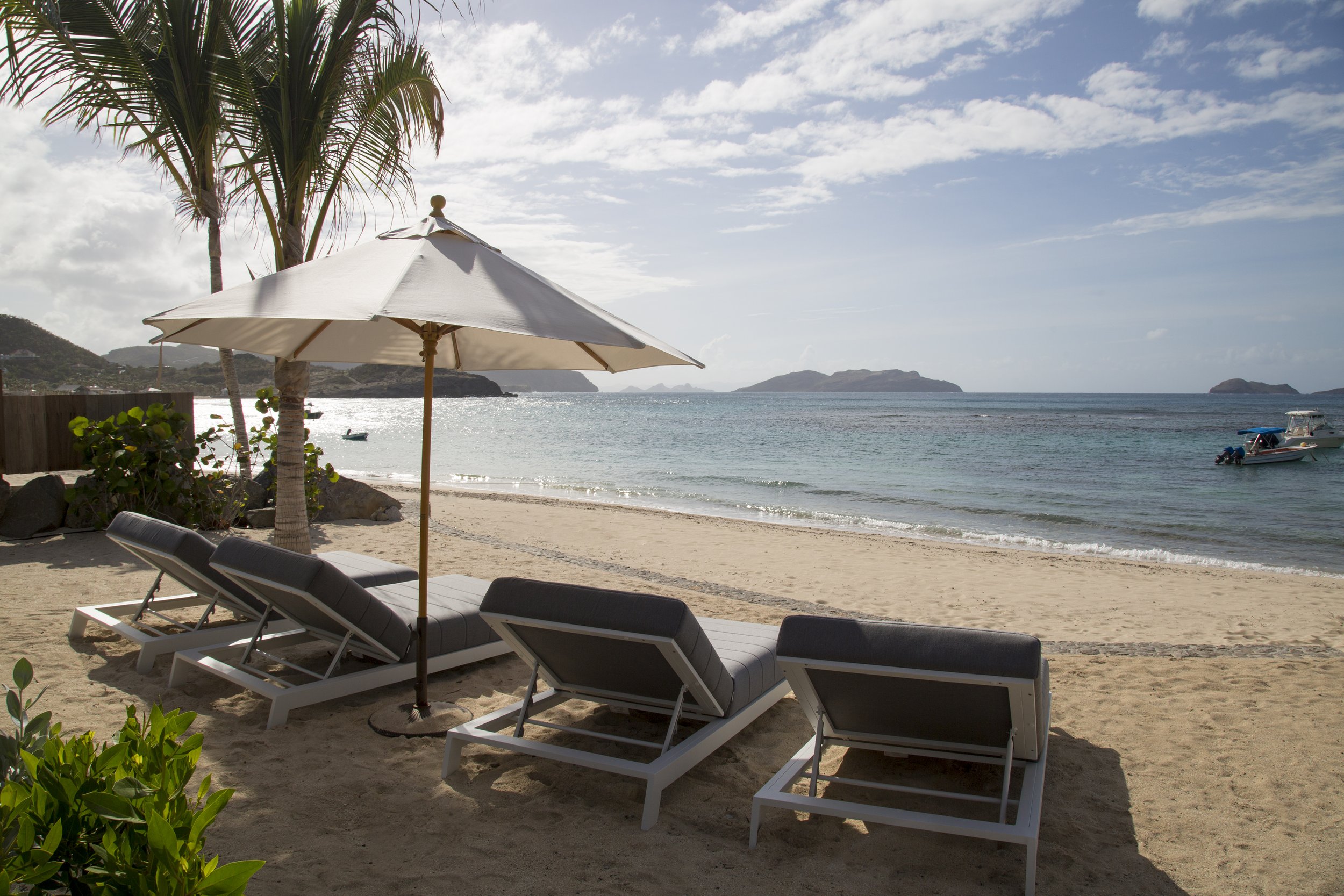 luxury-living-st-barts-villa-saint-barths-villa-rentals-la-plage-10.jpg